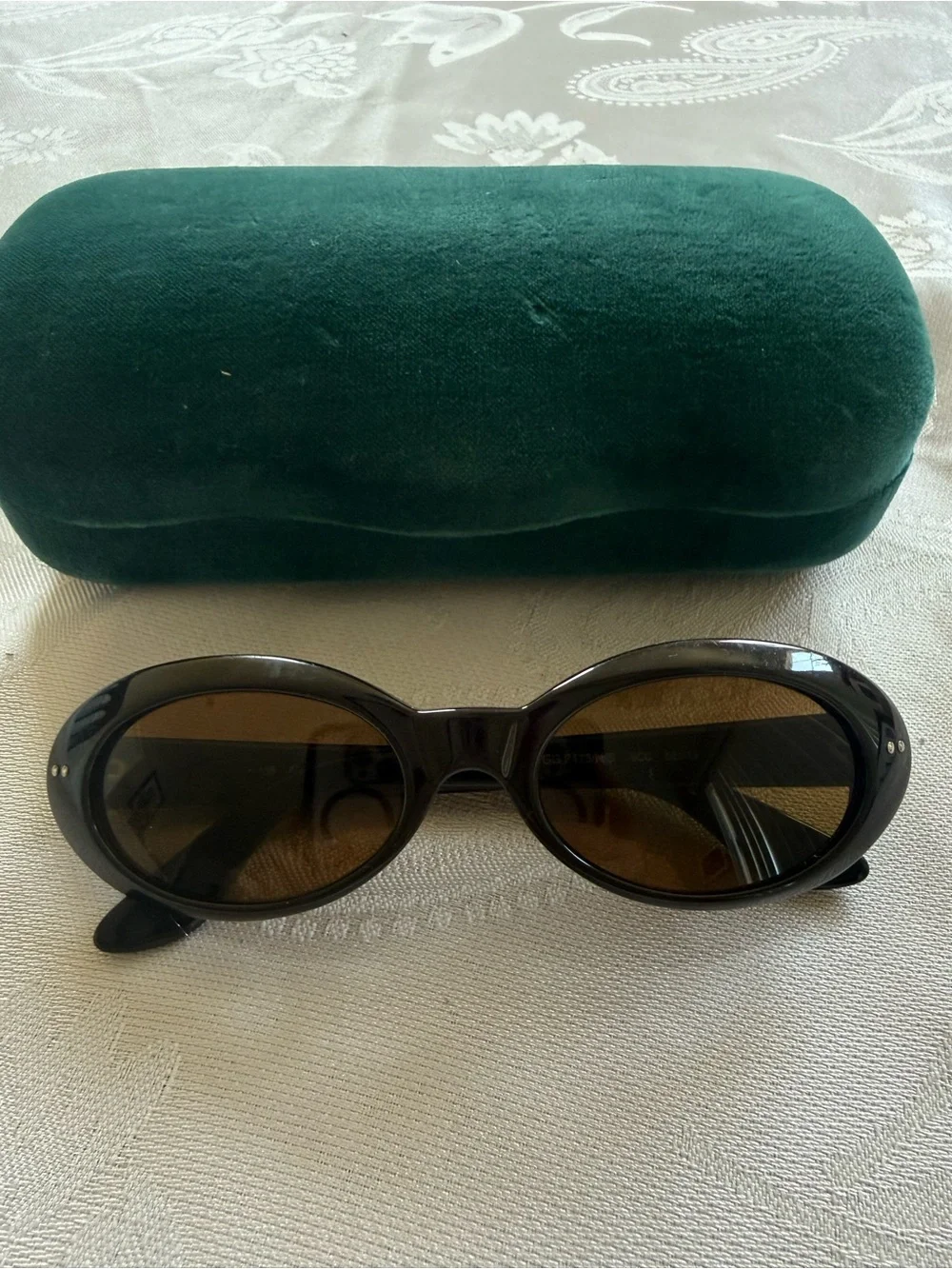 Gucci Women’s Vintage Black Oval Sunglasses with Brown Lenses